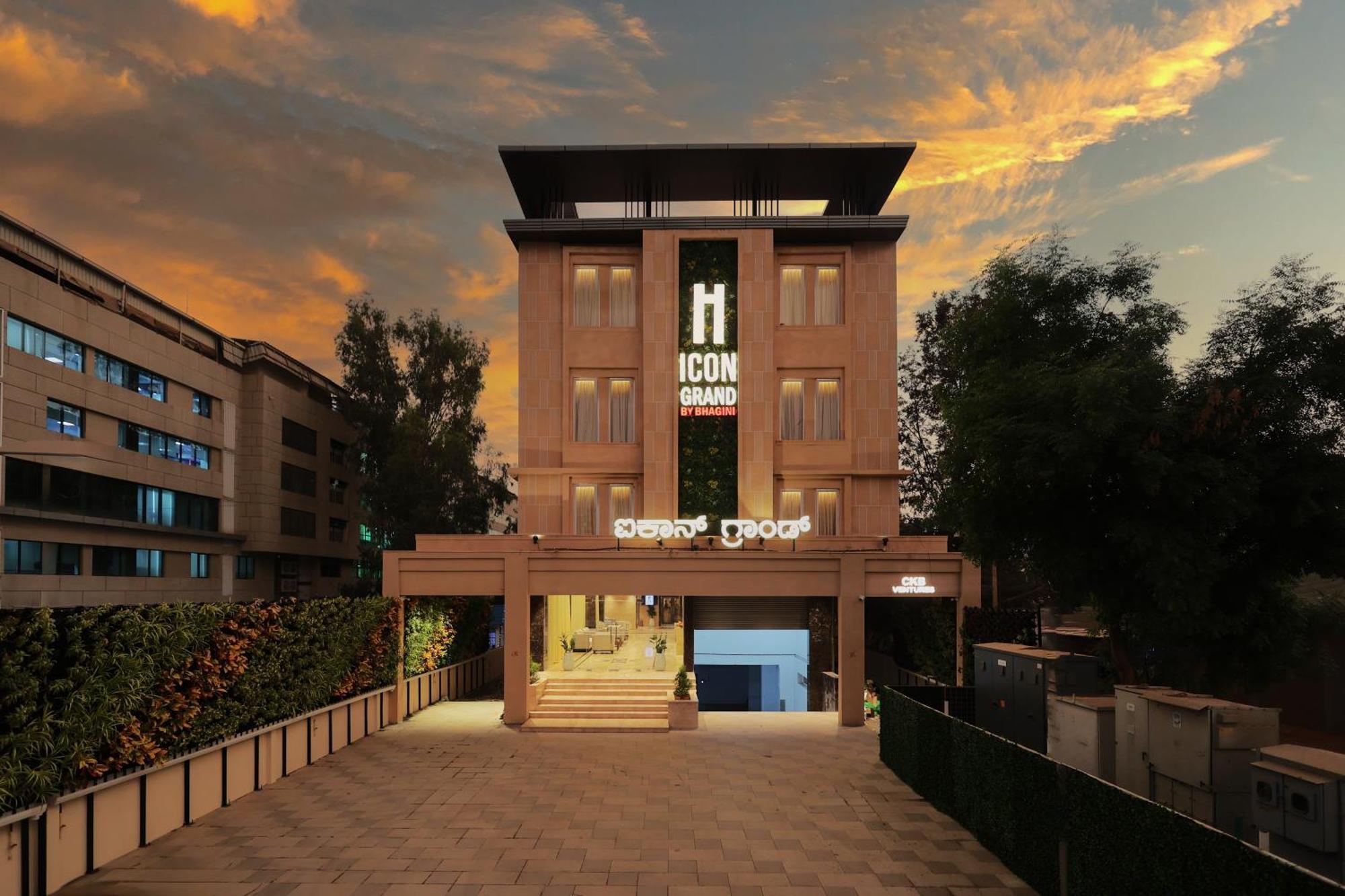 Icon Grand Hotel By Bhagini Bangalore Exterior photo
