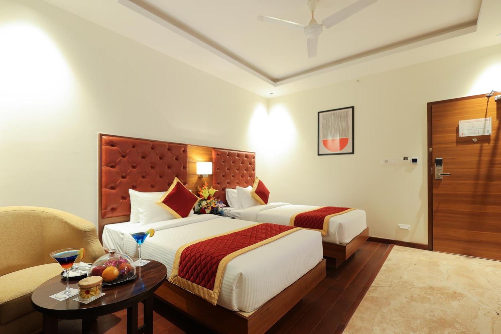 Icon Grand Hotel By Bhagini Bangalore Exterior photo