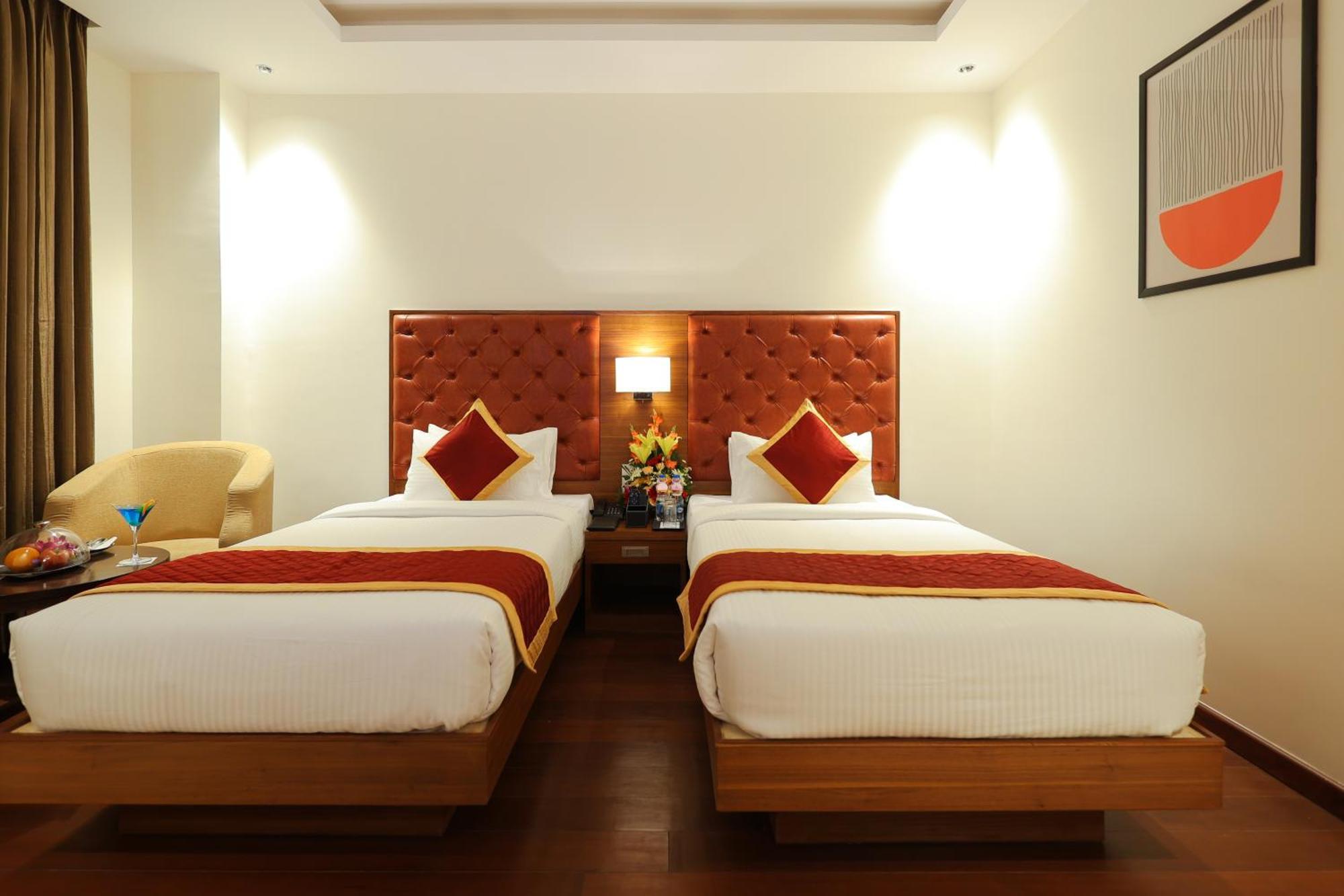 Icon Grand Hotel By Bhagini Bangalore Exterior photo